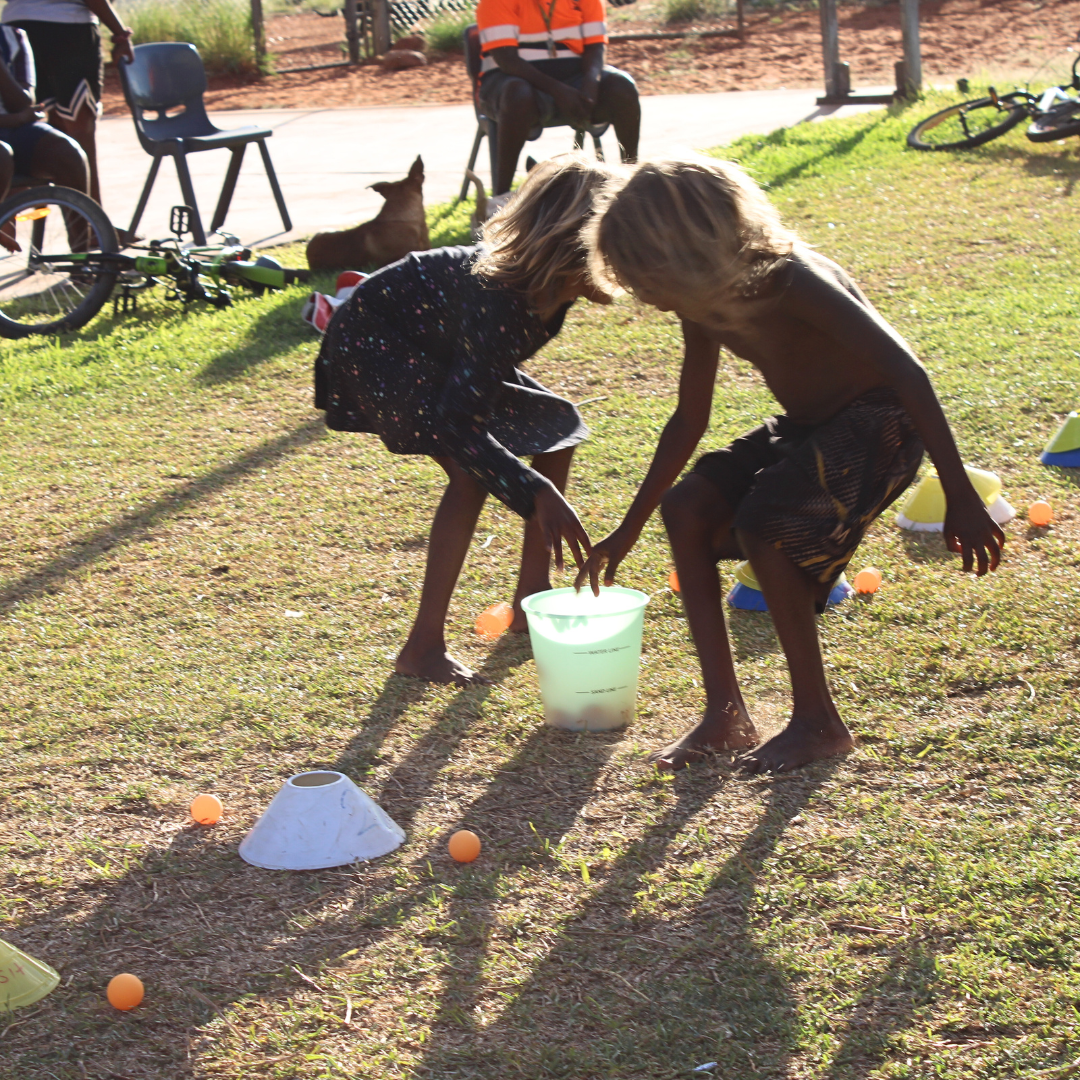 Training drills with the kids in Yuendumu2